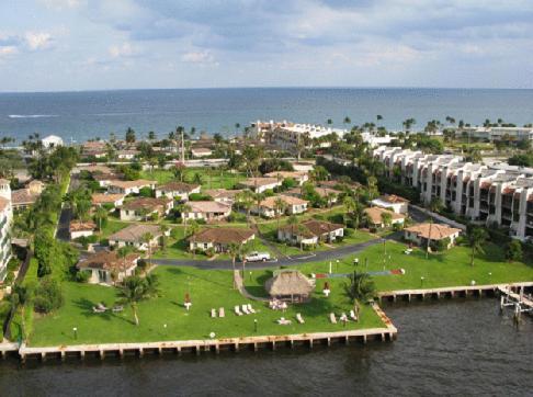 Royal Flamingo Villas Хиллсборо-Бич Экстерьер фото